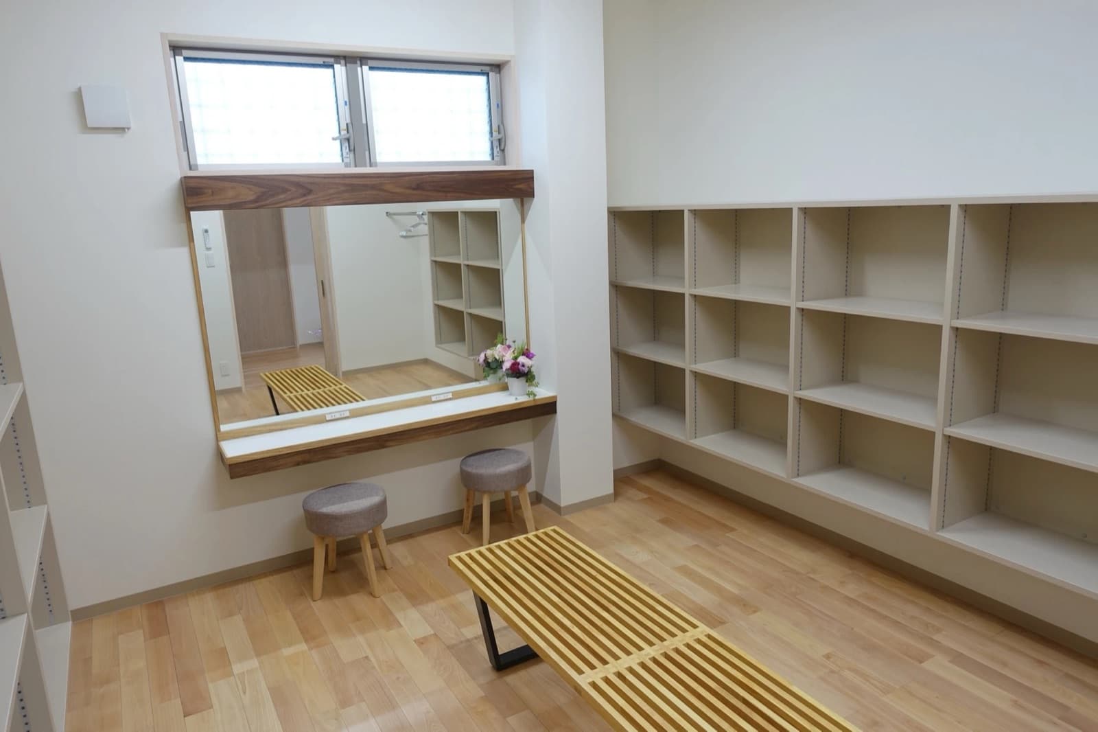 Ayami Ballet のスタジオでの練習風景 03